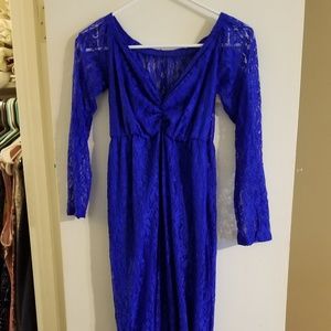 Lace maternity photo dress